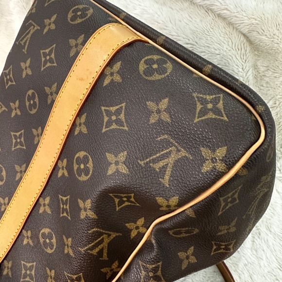 Louis Vuitton Keepall Bandoulière 50 - Picture 14 of 16